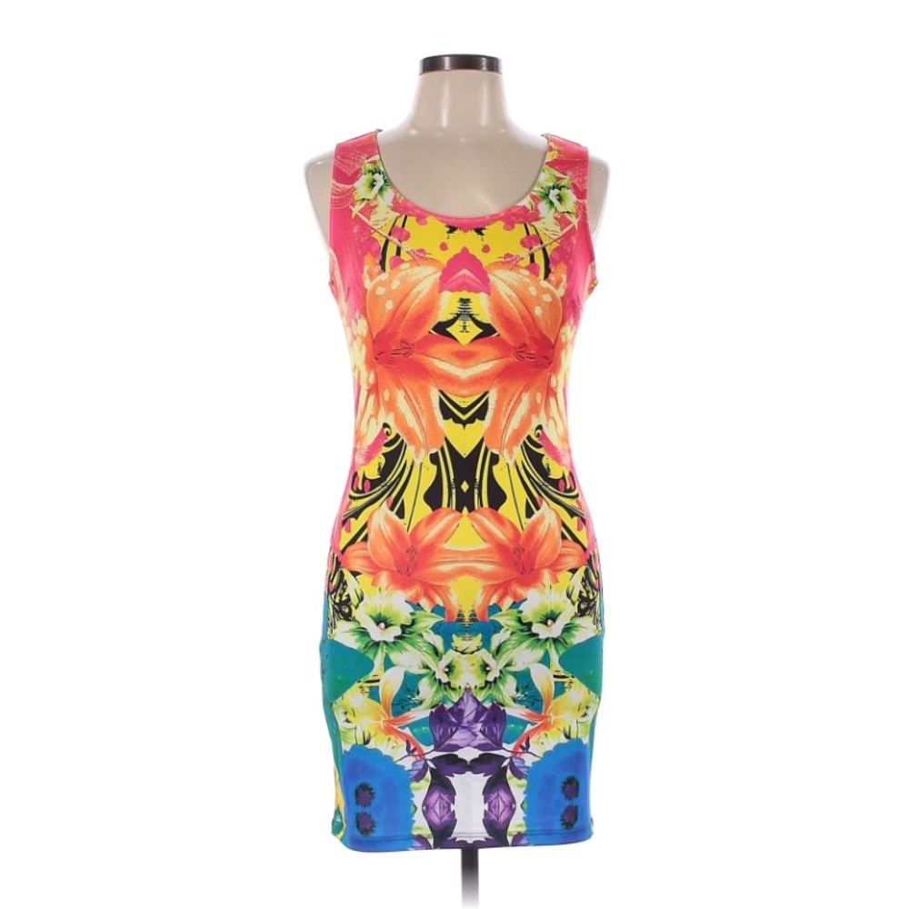 Soprano Colorful Tropical Print Dress